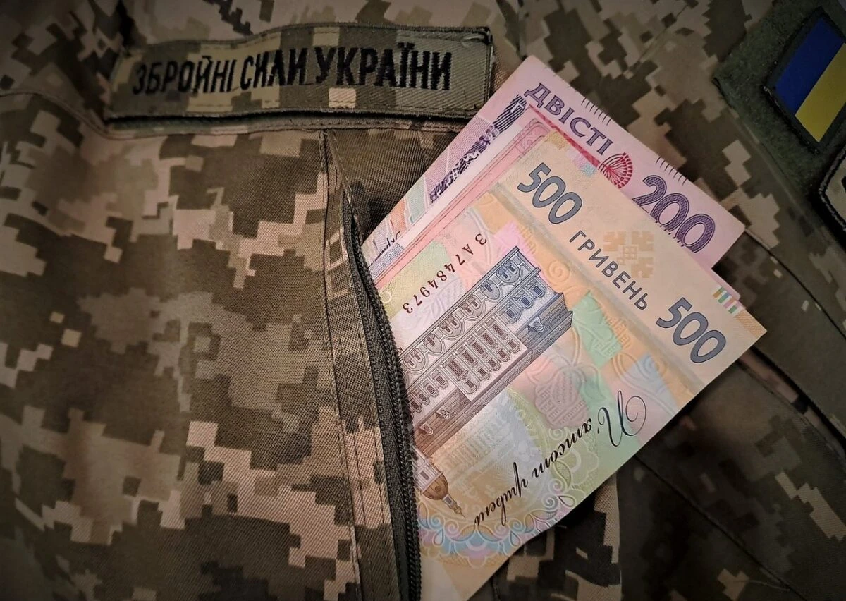 6805279918a47